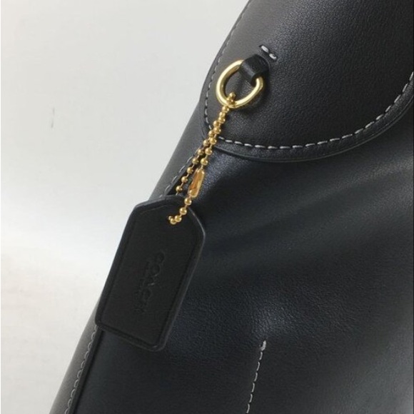 Coach Elegant Black Leather Satchel🧉🧉 - Picture 4 of 5